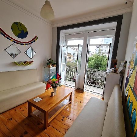 Shangri-La Hostel Anjos Lisbon Bagian luar foto