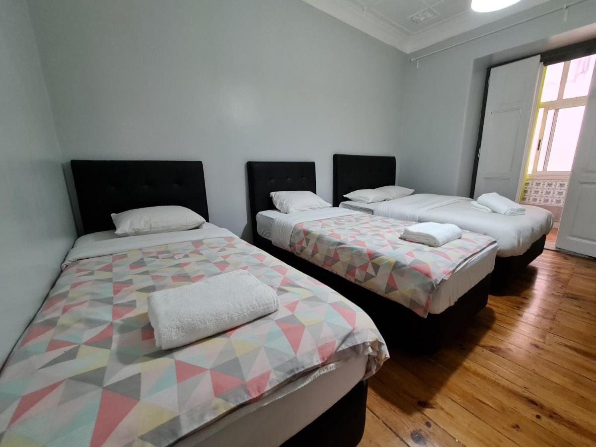 Shangri-La Hostel Anjos Lisbon Bagian luar foto