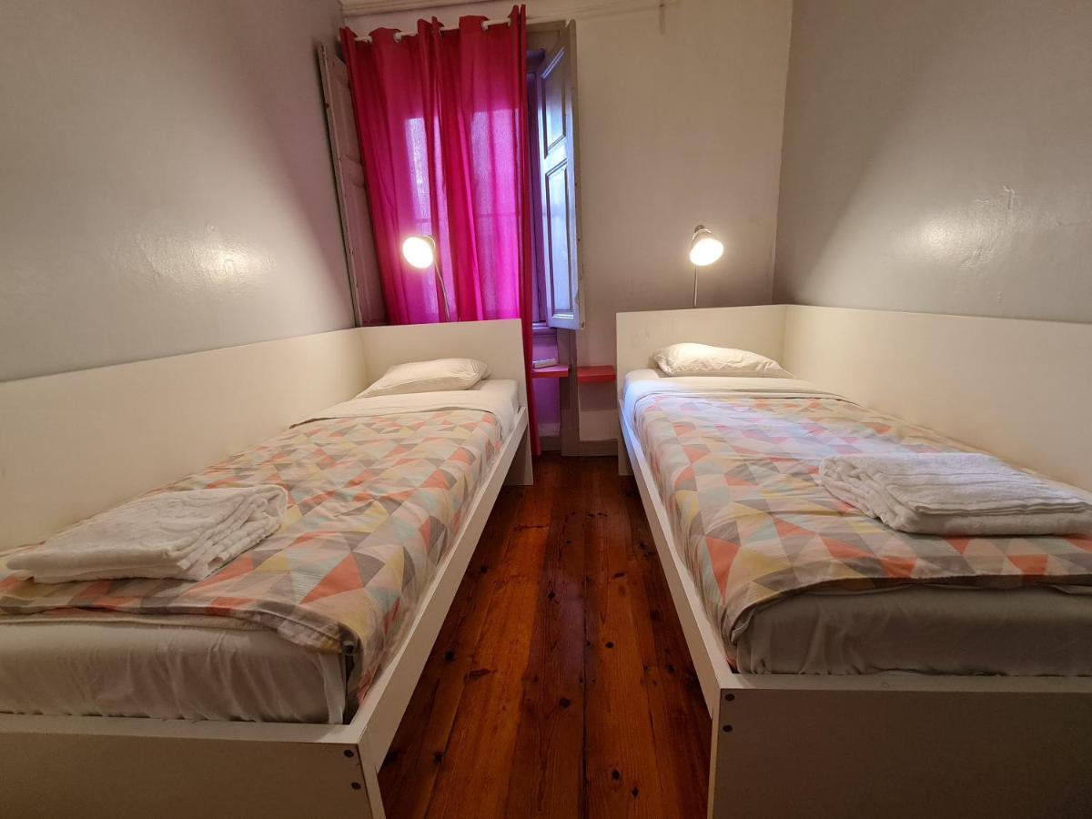 Shangri-La Hostel Anjos Lisbon Bagian luar foto